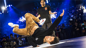 Final battle: Issei VS Hong 10 Red Bull BC One..